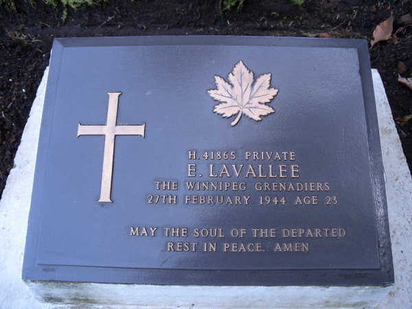 Cdn. Sec. B.C.16   E. LAVALLEE.JPG